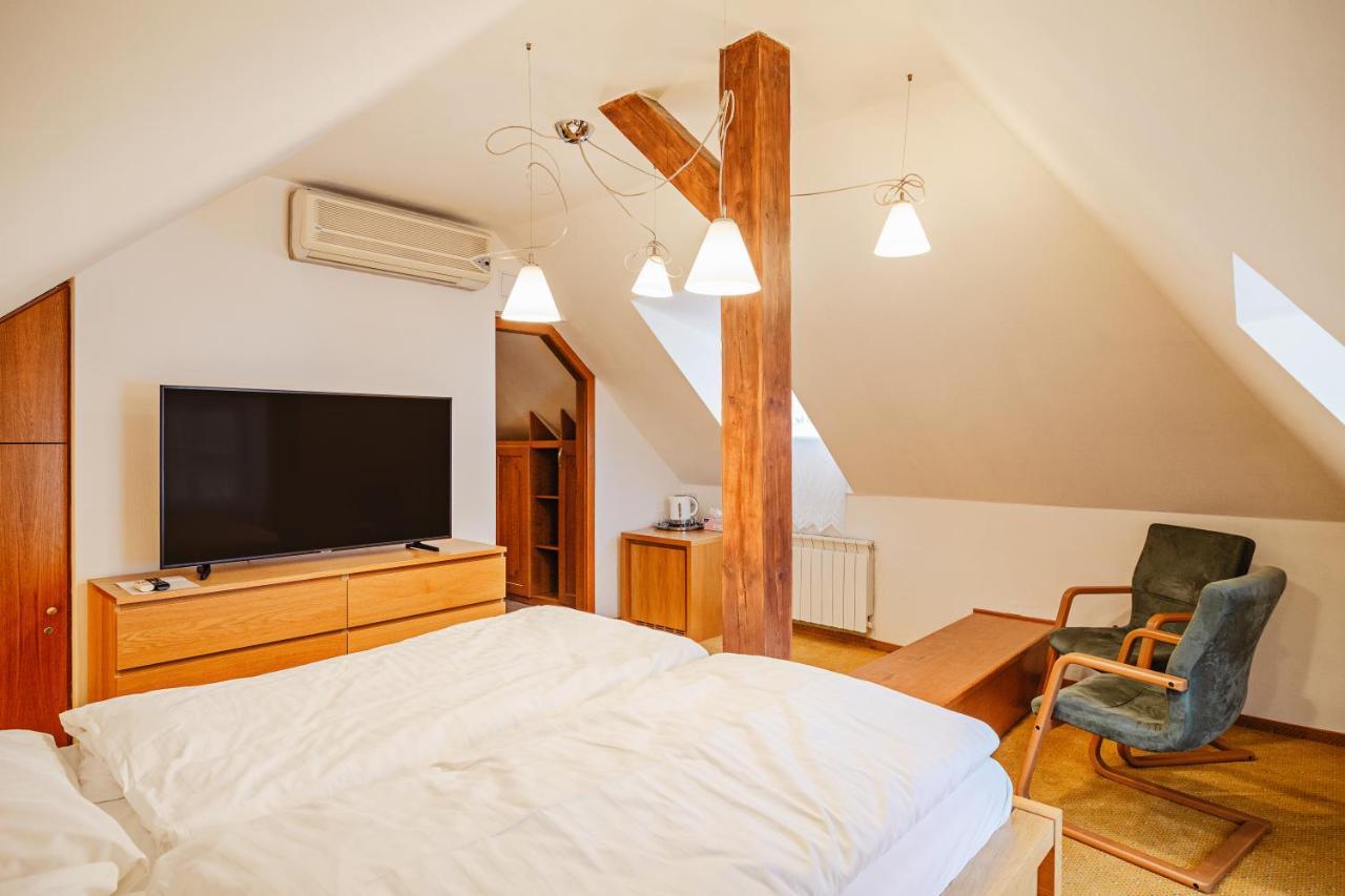 Apartamento U Cerneho Medveda- At The Black Bear